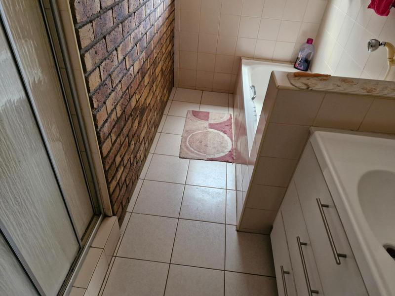 4 Bedroom Property for Sale in Norkem Park Gauteng