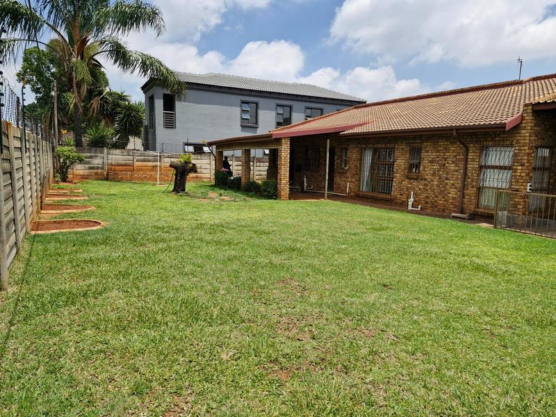 4 Bedroom Property for Sale in Norkem Park Gauteng