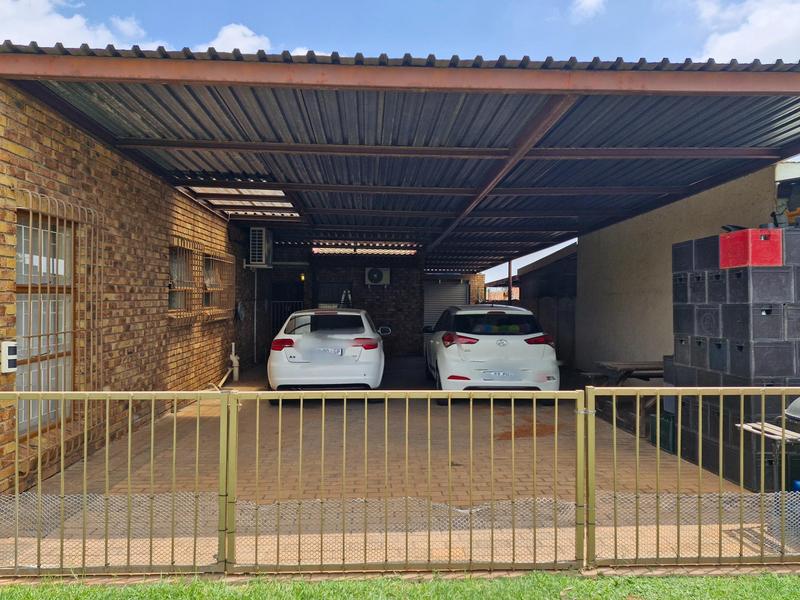 4 Bedroom Property for Sale in Norkem Park Gauteng