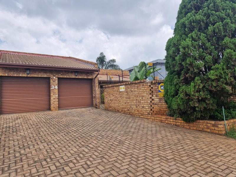 4 Bedroom Property for Sale in Norkem Park Gauteng