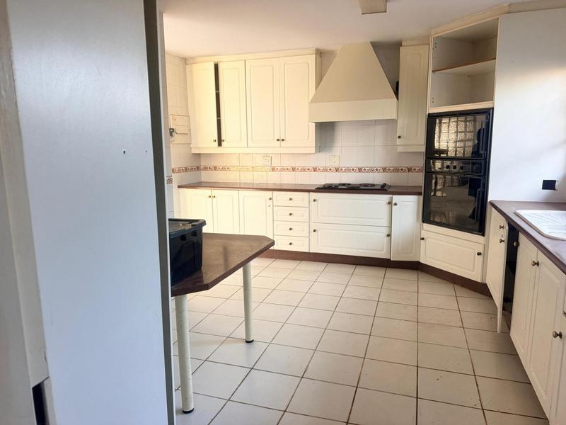 6 Bedroom Property for Sale in Laudium Gauteng