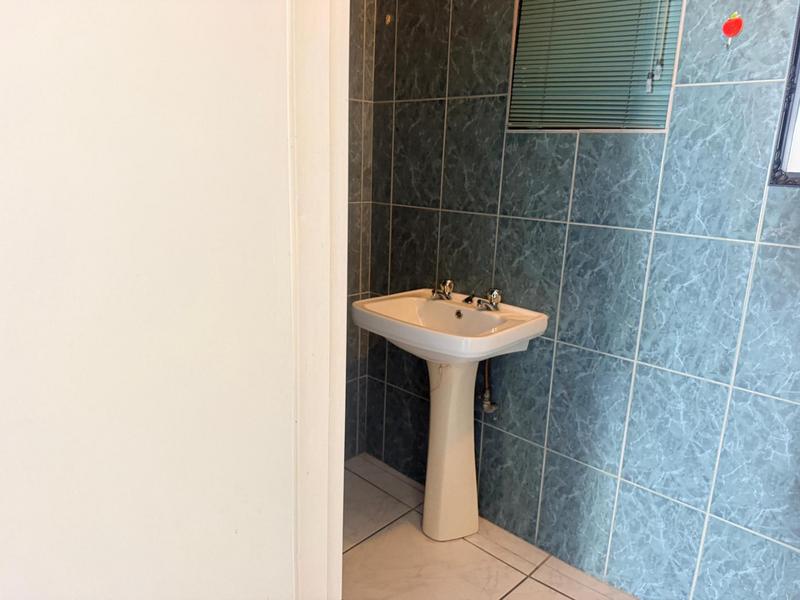 6 Bedroom Property for Sale in Laudium Gauteng