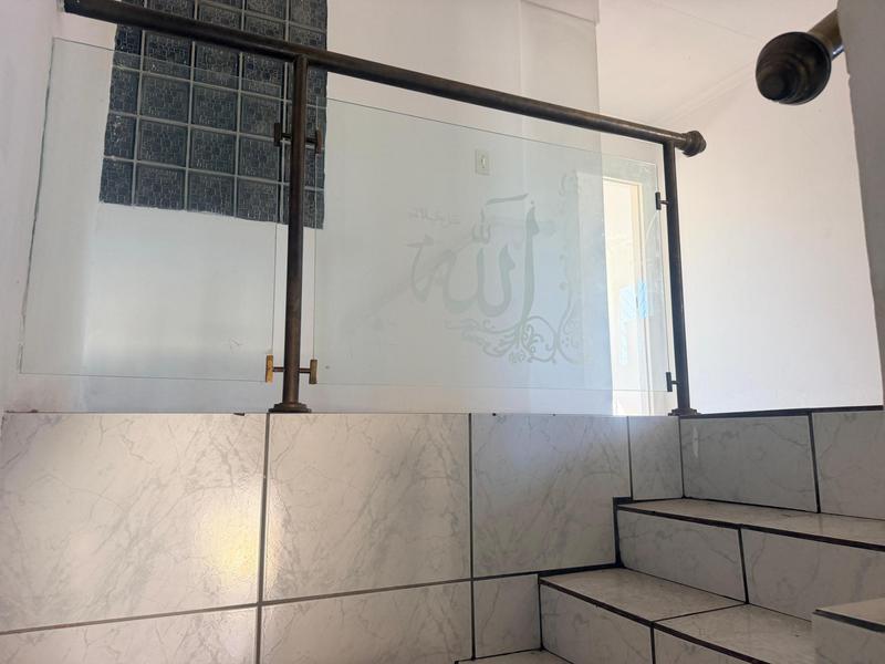 6 Bedroom Property for Sale in Laudium Gauteng