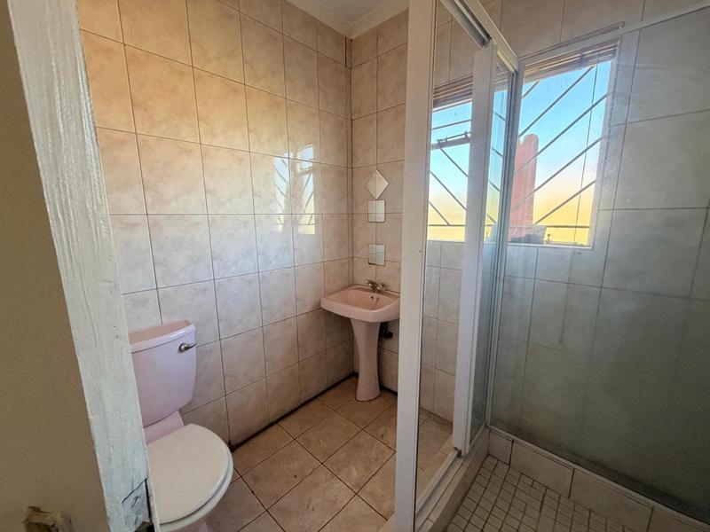 6 Bedroom Property for Sale in Laudium Gauteng