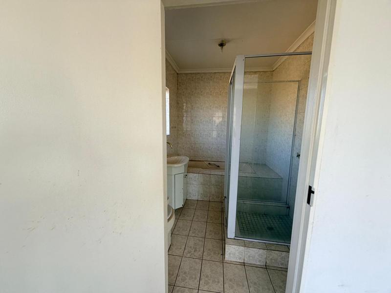 6 Bedroom Property for Sale in Laudium Gauteng