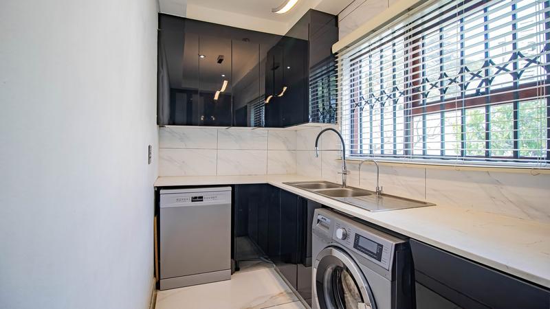 To Let 3 Bedroom Property for Rent in Bryanston Gauteng