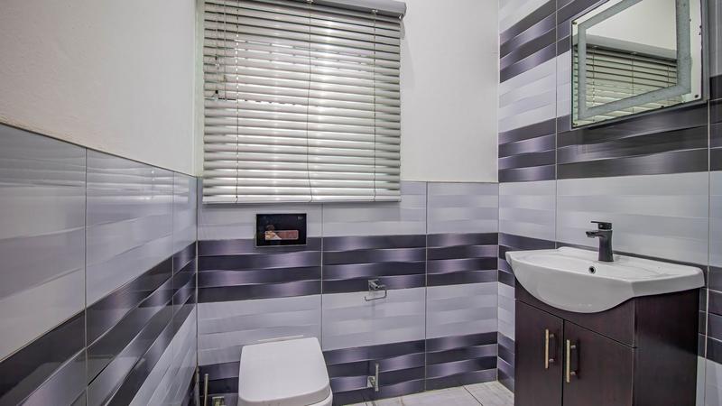 To Let 3 Bedroom Property for Rent in Bryanston Gauteng