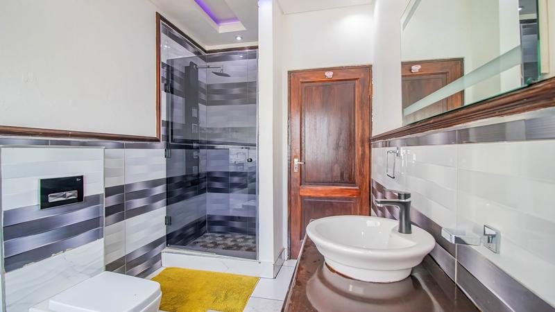 To Let 3 Bedroom Property for Rent in Bryanston Gauteng