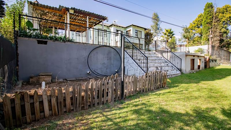 To Let 3 Bedroom Property for Rent in Bryanston Gauteng