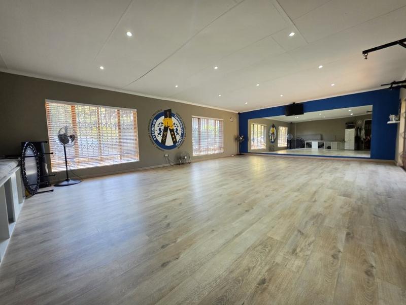 4 Bedroom Property for Sale in Randhart Gauteng