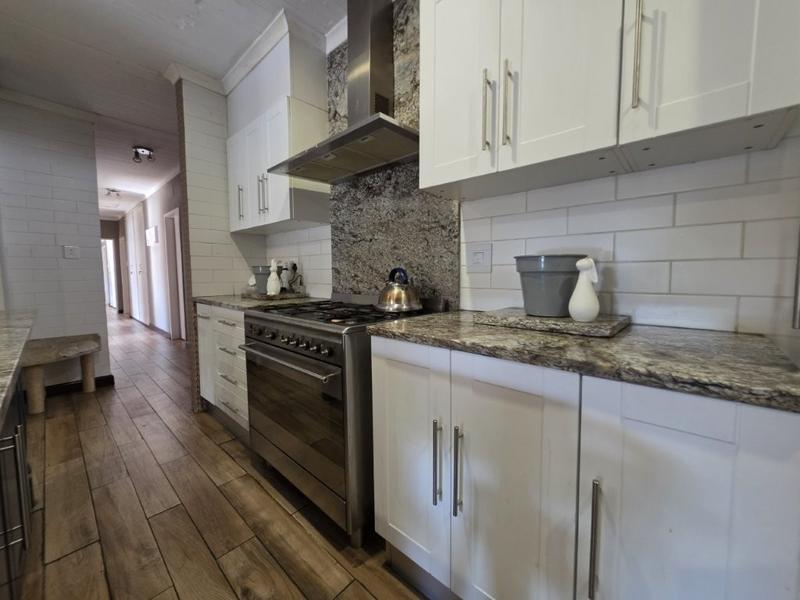 4 Bedroom Property for Sale in Randhart Gauteng