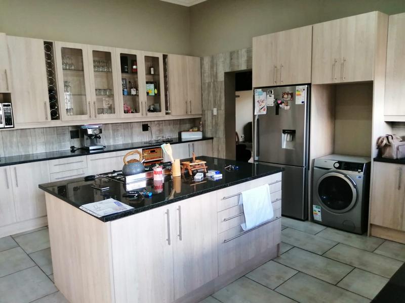 3 Bedroom Property for Sale in Casseldale Gauteng