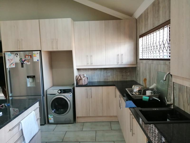 3 Bedroom Property for Sale in Casseldale Gauteng
