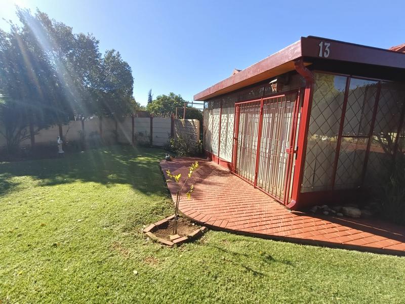 3 Bedroom Property for Sale in Edelweiss Gauteng
