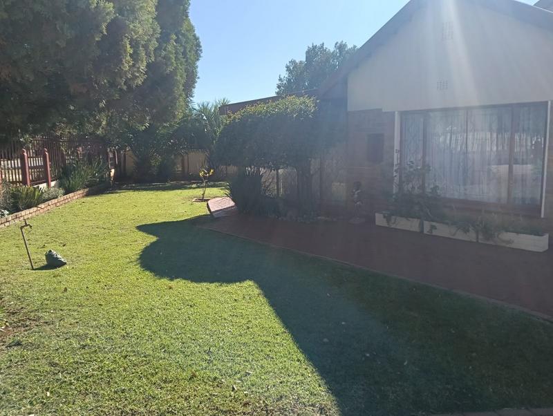 3 Bedroom Property for Sale in Edelweiss Gauteng