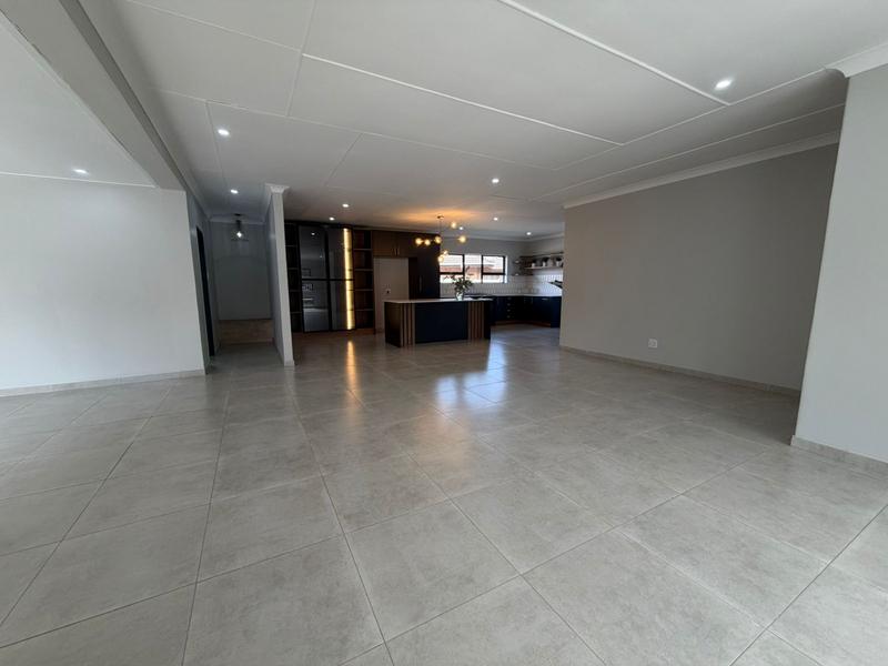4 Bedroom Property for Sale in Risiville Gauteng