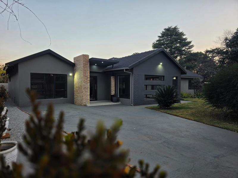 4 Bedroom Property for Sale in Risiville Gauteng