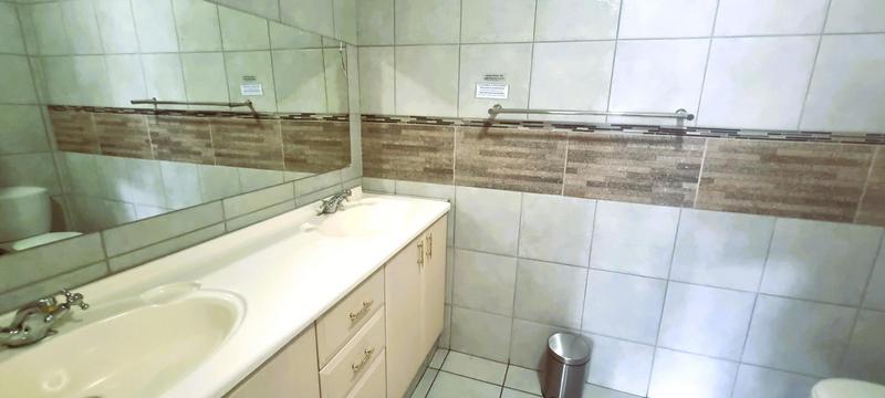 9 Bedroom Property for Sale in Wierda Park Gauteng
