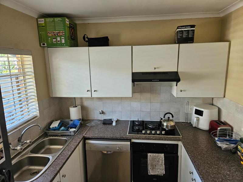 2 Bedroom Property for Sale in Wierdaglen Estate Gauteng