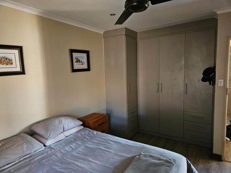2 Bedroom Property for Sale in Wierdaglen Estate Gauteng