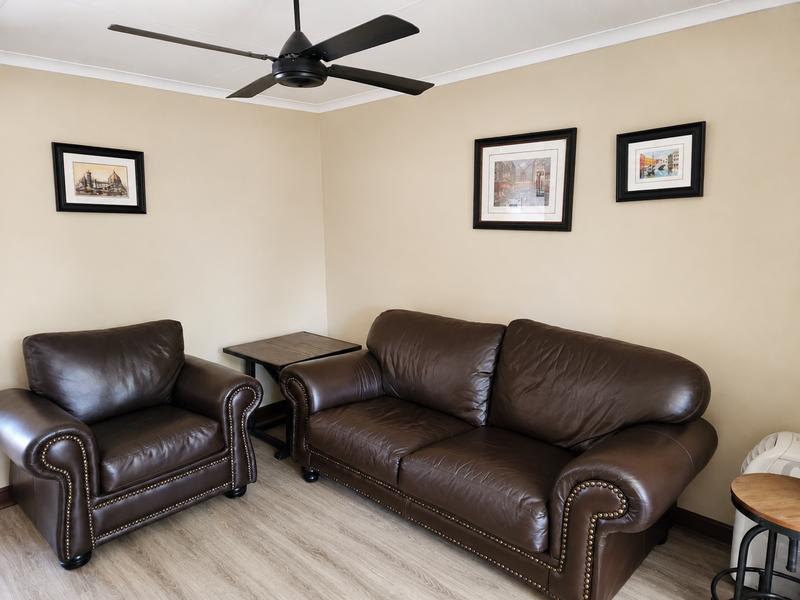 2 Bedroom Property for Sale in Rooihuiskraal North Gauteng