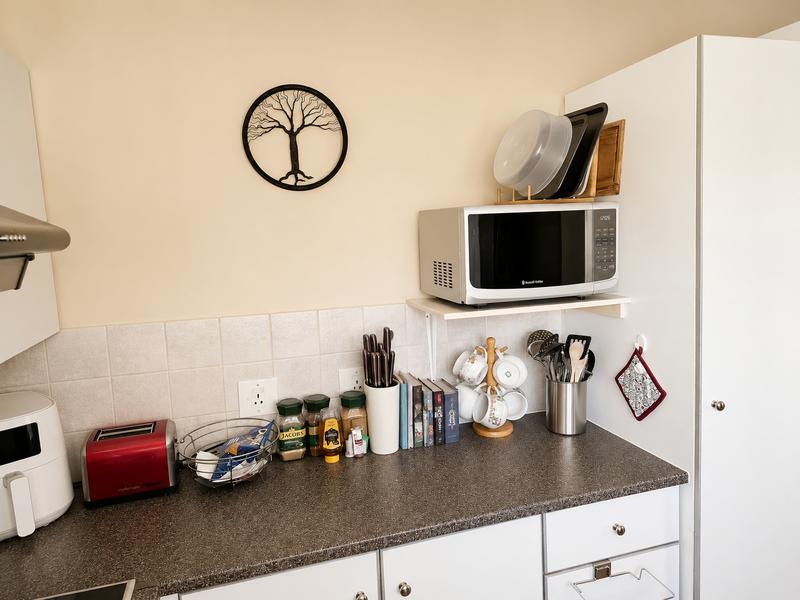 2 Bedroom Property for Sale in Rooihuiskraal North Gauteng