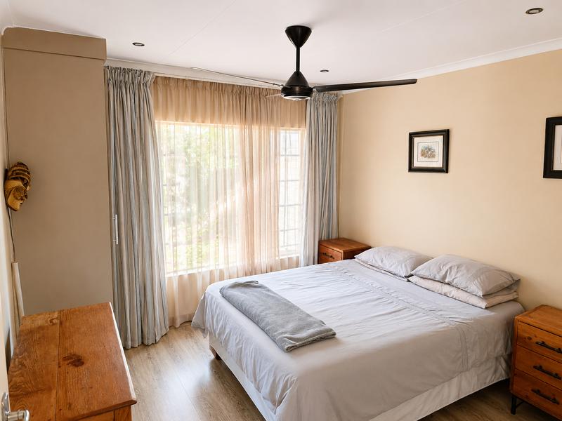 2 Bedroom Property for Sale in Rooihuiskraal North Gauteng