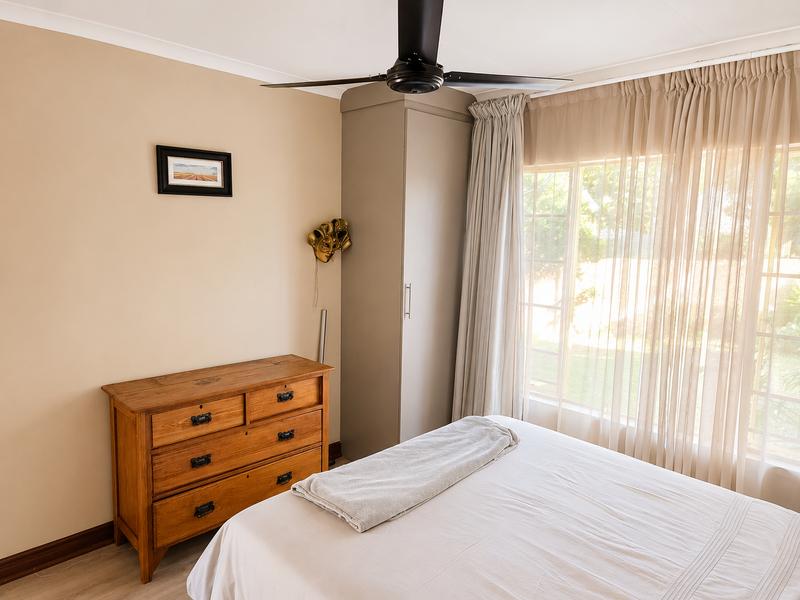 2 Bedroom Property for Sale in Rooihuiskraal North Gauteng