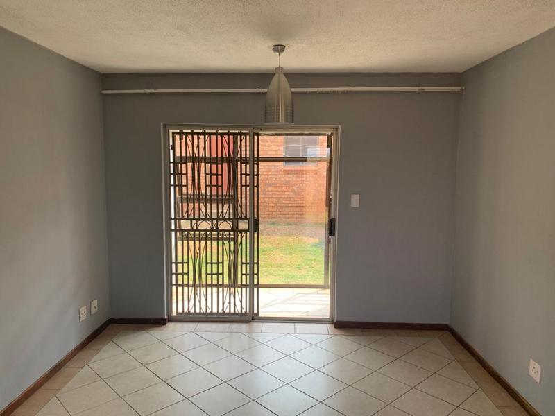 2 Bedroom Property for Sale in Mooikloof Ridge Gauteng