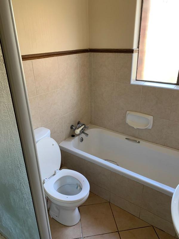 2 Bedroom Property for Sale in Mooikloof Ridge Gauteng