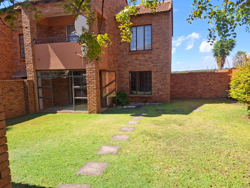 2 Bedroom Property for Sale in Mooikloof Ridge Gauteng