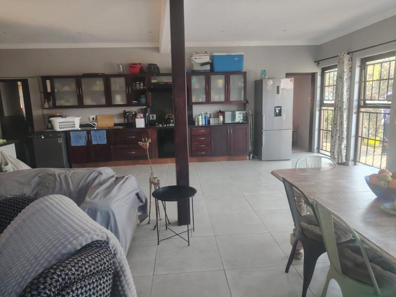 2 Bedroom Property for Sale in Honeydew Gauteng