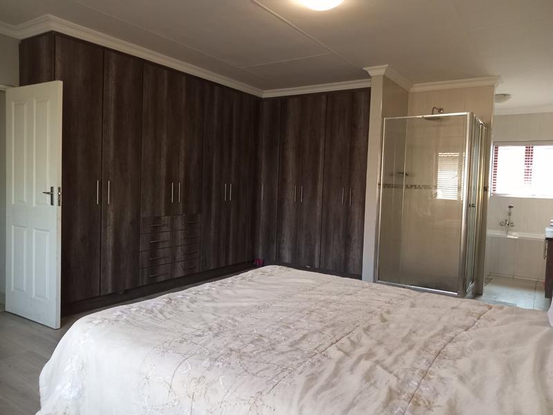 3 Bedroom Property for Sale in Greenhills Gauteng