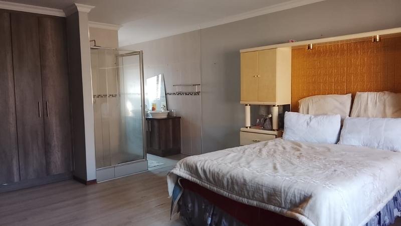 3 Bedroom Property for Sale in Greenhills Gauteng