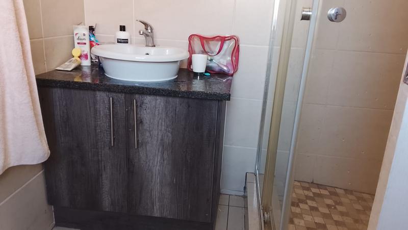 3 Bedroom Property for Sale in Greenhills Gauteng