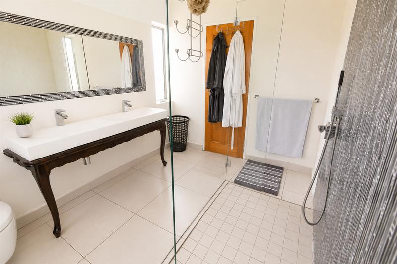 3 Bedroom Property for Sale in Bedford Park Gauteng