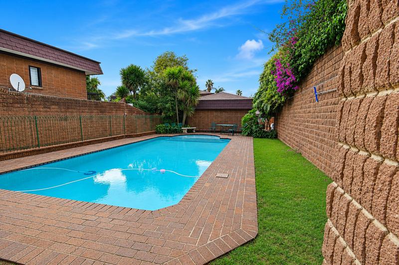 3 Bedroom Property for Sale in Bedford Park Gauteng