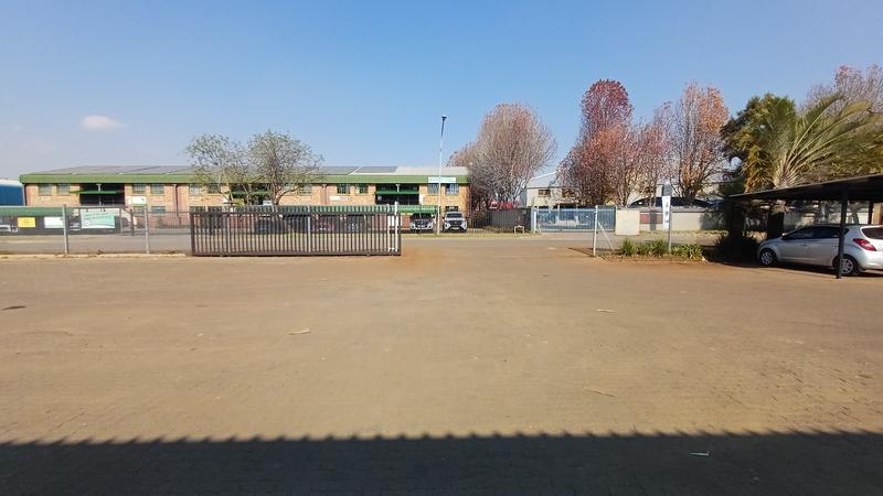 To Let Commercial Property for Rent in Hennopspark Gauteng