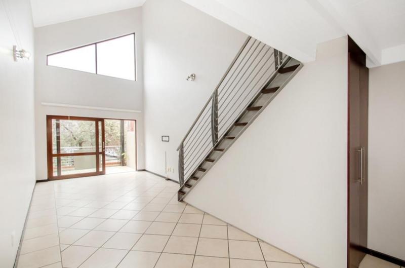 To Let 2 Bedroom Property for Rent in Lonehill Gauteng
