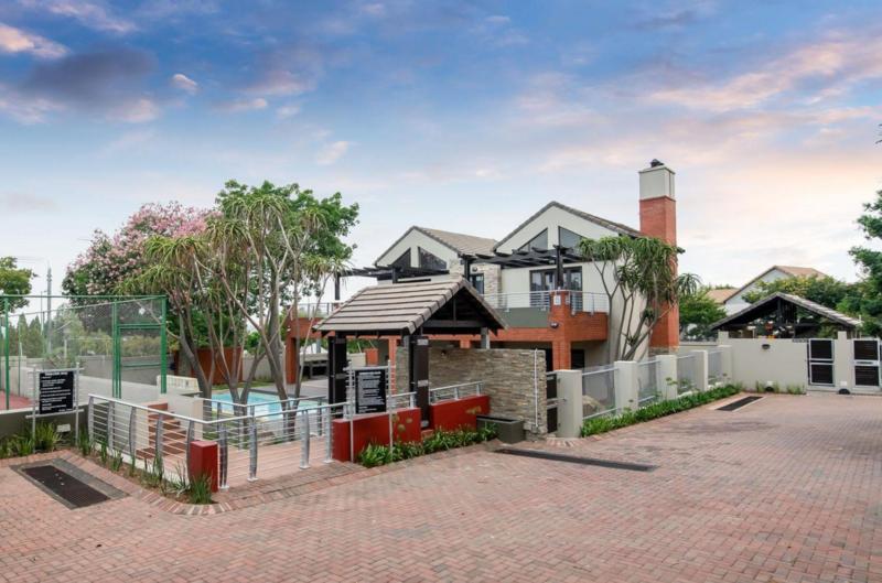 To Let 2 Bedroom Property for Rent in Lonehill Gauteng
