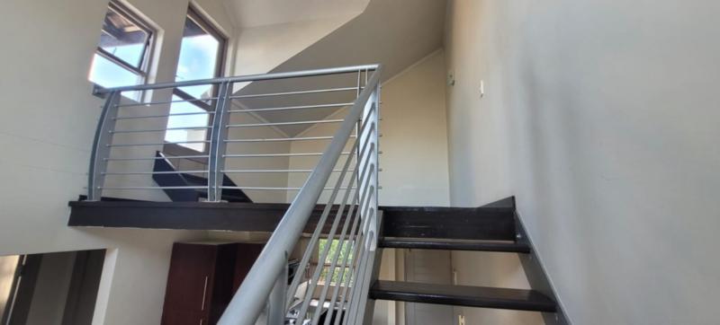 2 Bedroom Property for Sale in Lonehill Gauteng
