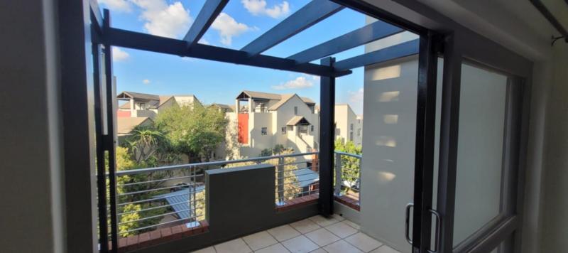 2 Bedroom Property for Sale in Lonehill Gauteng