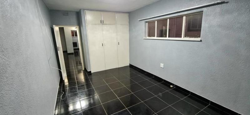 To Let 2 Bedroom Property for Rent in Windsor West Gauteng
