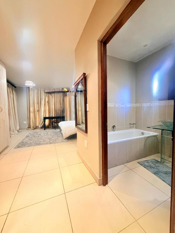 To Let 2 Bedroom Property for Rent in Woodmead Gauteng