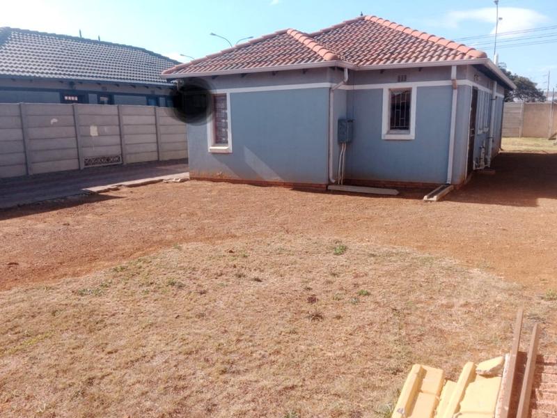 3 Bedroom Property for Sale in Albertsdal Gauteng