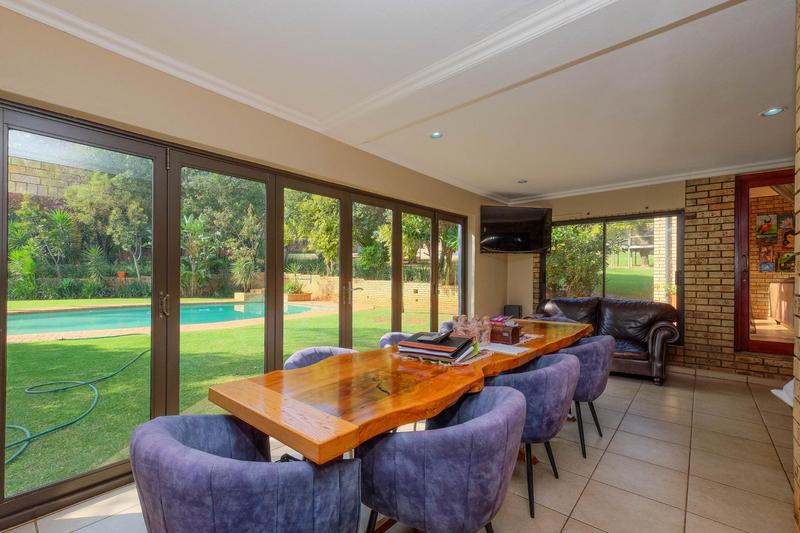 4 Bedroom Property for Sale in Ruimsig Gauteng