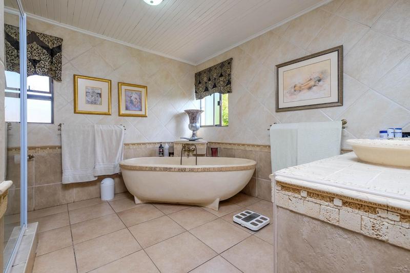 4 Bedroom Property for Sale in Ruimsig Gauteng