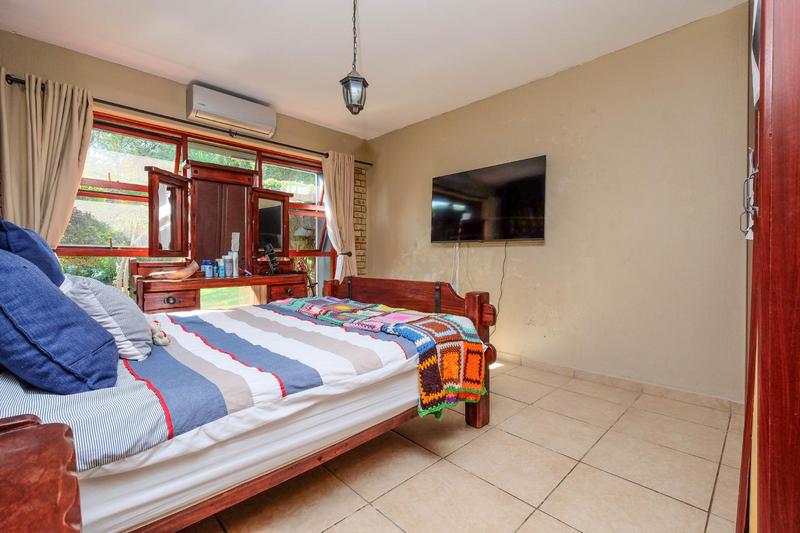 4 Bedroom Property for Sale in Ruimsig Gauteng