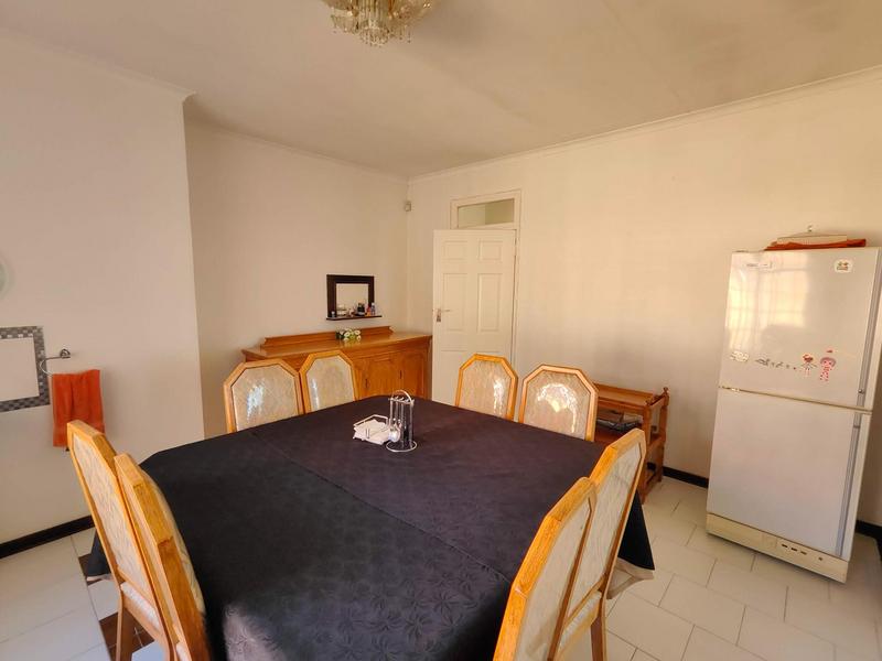 5 Bedroom Property for Sale in Laudium Gauteng