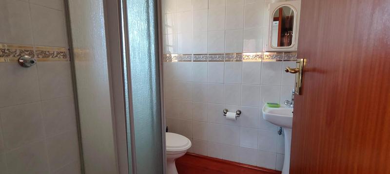 5 Bedroom Property for Sale in Laudium Gauteng